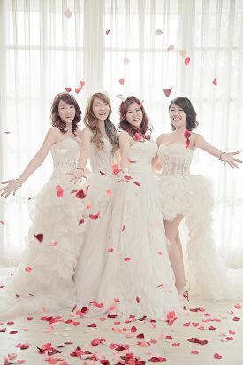 禮服出租 首選最愛 婚紗禮服，各式款式 晚宴禮服、新娘禮服、晚禮服 供挑選。#禮服出租 #婚紗禮服 #晚宴禮服 #新娘禮服 #晚禮服