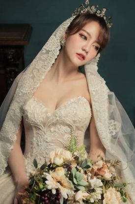禮服出租 首選最愛 婚紗禮服，各式款式 晚宴禮服、新娘禮服、晚禮服 供挑選。#禮服出租 #婚紗禮服 #晚宴禮服 #新娘禮服 #晚禮服