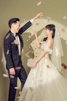 禮服出租 首選最愛 婚紗禮服，各式款式 晚宴禮服、新娘禮服、晚禮服 供挑選。#禮服出租 #婚紗禮服 #晚宴禮服 #新娘禮服 #晚禮服