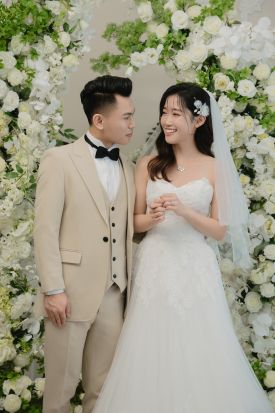 禮服出租 首選最愛 婚紗禮服，各式款式 晚宴禮服、新娘禮服、晚禮服 供挑選。#禮服出租 #婚紗禮服 #晚宴禮服 #新娘禮服 #晚禮服