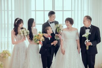 禮服出租 首選最愛 婚紗禮服，各式款式 晚宴禮服、新娘禮服、晚禮服 供挑選。#禮服出租 #婚紗禮服 #晚宴禮服 #新娘禮服 #晚禮服