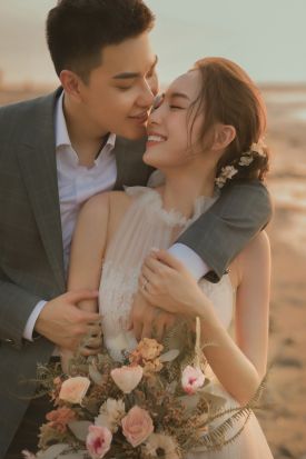 禮服出租 首選最愛 婚紗禮服，各式款式 晚宴禮服、新娘禮服、晚禮服 供挑選。#禮服出租 #婚紗禮服 #晚宴禮服 #新娘禮服 #晚禮服