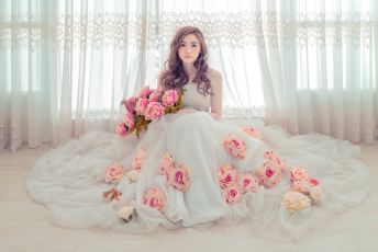 禮服出租 首選最愛 婚紗禮服，各式款式 晚宴禮服、新娘禮服、晚禮服 供挑選。#禮服出租 #婚紗禮服 #晚宴禮服 #新娘禮服 #晚禮服