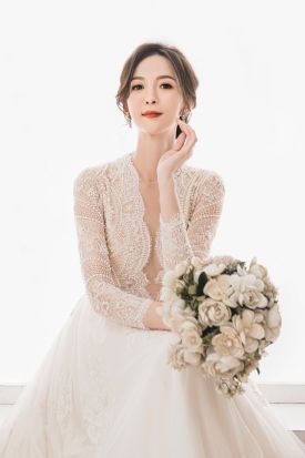 禮服出租 首選最愛 婚紗禮服，各式款式 晚宴禮服、新娘禮服、晚禮服 供挑選。#禮服出租 #婚紗禮服 #晚宴禮服 #新娘禮服 #晚禮服