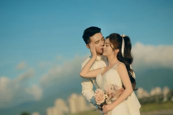 禮服出租 首選最愛 婚紗禮服，各式款式 晚宴禮服、新娘禮服、晚禮服 供挑選。#禮服出租 #婚紗禮服 #晚宴禮服 #新娘禮服 #晚禮服