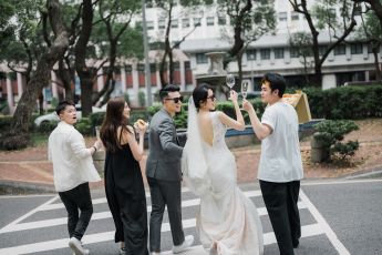 禮服出租 首選最愛 婚紗禮服，各式款式 晚宴禮服、新娘禮服、晚禮服 供挑選。#禮服出租 #婚紗禮服 #晚宴禮服 #新娘禮服 #晚禮服