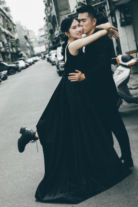 禮服出租 首選最愛 婚紗禮服，各式款式 晚宴禮服、新娘禮服、晚禮服 供挑選。#禮服出租 #婚紗禮服 #晚宴禮服 #新娘禮服 #晚禮服