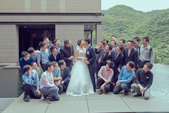 禮服出租 首選最愛 婚紗禮服，各式款式 晚宴禮服、新娘禮服、晚禮服 供挑選。#禮服出租 #婚紗禮服 #晚宴禮服 #新娘禮服 #晚禮服