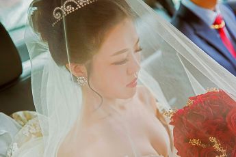 禮服出租 首選最愛 婚紗禮服，各式款式 晚宴禮服、新娘禮服、晚禮服 供挑選。#禮服出租 #婚紗禮服 #晚宴禮服 #新娘禮服 #晚禮服