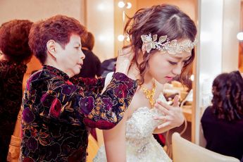 禮服出租 首選最愛 婚紗禮服，各式款式 晚宴禮服、新娘禮服、晚禮服 供挑選。#禮服出租 #婚紗禮服 #晚宴禮服 #新娘禮服 #晚禮服