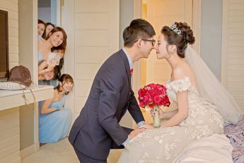 禮服出租 首選最愛 婚紗禮服，各式款式 晚宴禮服、新娘禮服、晚禮服 供挑選。#禮服出租 #婚紗禮服 #晚宴禮服 #新娘禮服 #晚禮服