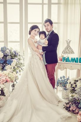 禮服出租 首選最愛 婚紗禮服，各式款式 晚宴禮服、新娘禮服、晚禮服 供挑選。#禮服出租 #婚紗禮服 #晚宴禮服 #新娘禮服 #晚禮服