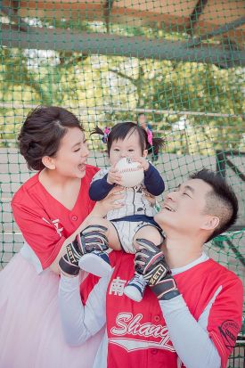 禮服出租 首選最愛 婚紗禮服，各式款式 晚宴禮服、新娘禮服、晚禮服 供挑選。#禮服出租 #婚紗禮服 #晚宴禮服 #新娘禮服 #晚禮服
