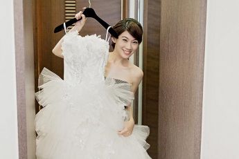 禮服出租 首選最愛 婚紗禮服，各式款式 晚宴禮服、新娘禮服、晚禮服 供挑選。#禮服出租 #婚紗禮服 #晚宴禮服 #新娘禮服 #晚禮服