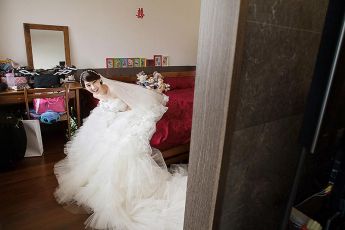 禮服出租 首選最愛 婚紗禮服，各式款式 晚宴禮服、新娘禮服、晚禮服 供挑選。#禮服出租 #婚紗禮服 #晚宴禮服 #新娘禮服 #晚禮服