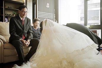 禮服出租 首選最愛 婚紗禮服，各式款式 晚宴禮服、新娘禮服、晚禮服 供挑選。#禮服出租 #婚紗禮服 #晚宴禮服 #新娘禮服 #晚禮服