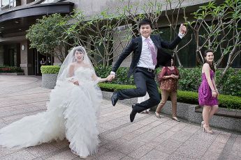 禮服出租 首選最愛 婚紗禮服，各式款式 晚宴禮服、新娘禮服、晚禮服 供挑選。#禮服出租 #婚紗禮服 #晚宴禮服 #新娘禮服 #晚禮服