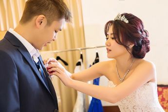 禮服出租 首選最愛 婚紗禮服，各式款式 晚宴禮服、新娘禮服、晚禮服 供挑選。#禮服出租 #婚紗禮服 #晚宴禮服 #新娘禮服 #晚禮服