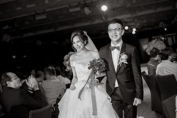 禮服出租 首選最愛 婚紗禮服，各式款式 晚宴禮服、新娘禮服、晚禮服 供挑選。#禮服出租 #婚紗禮服 #晚宴禮服 #新娘禮服 #晚禮服
